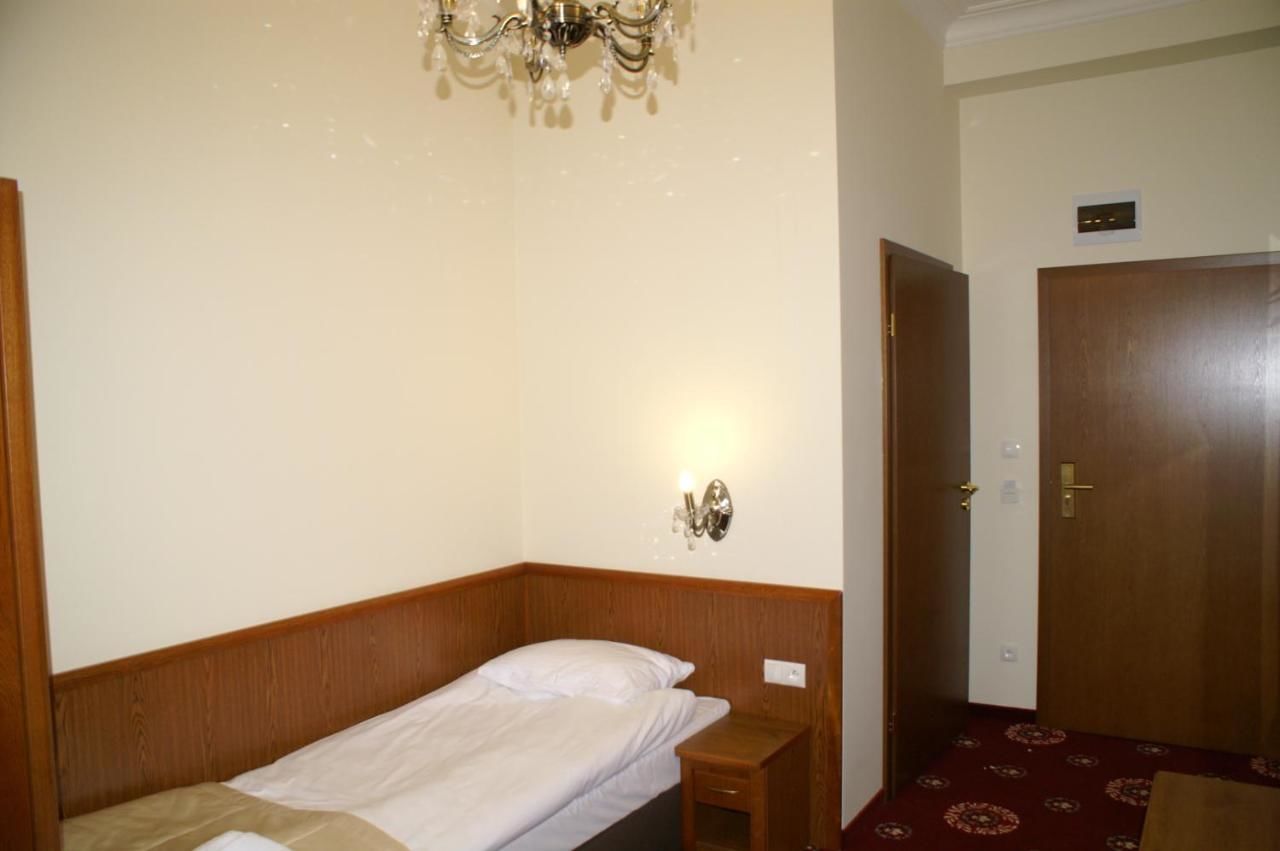 Отель Hotel President Коцк-35
